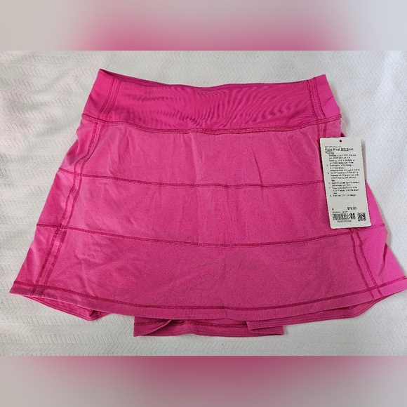 lululemon athletica Pants - NWT Lululemon Pace Rival MR Skirt Long Size 4